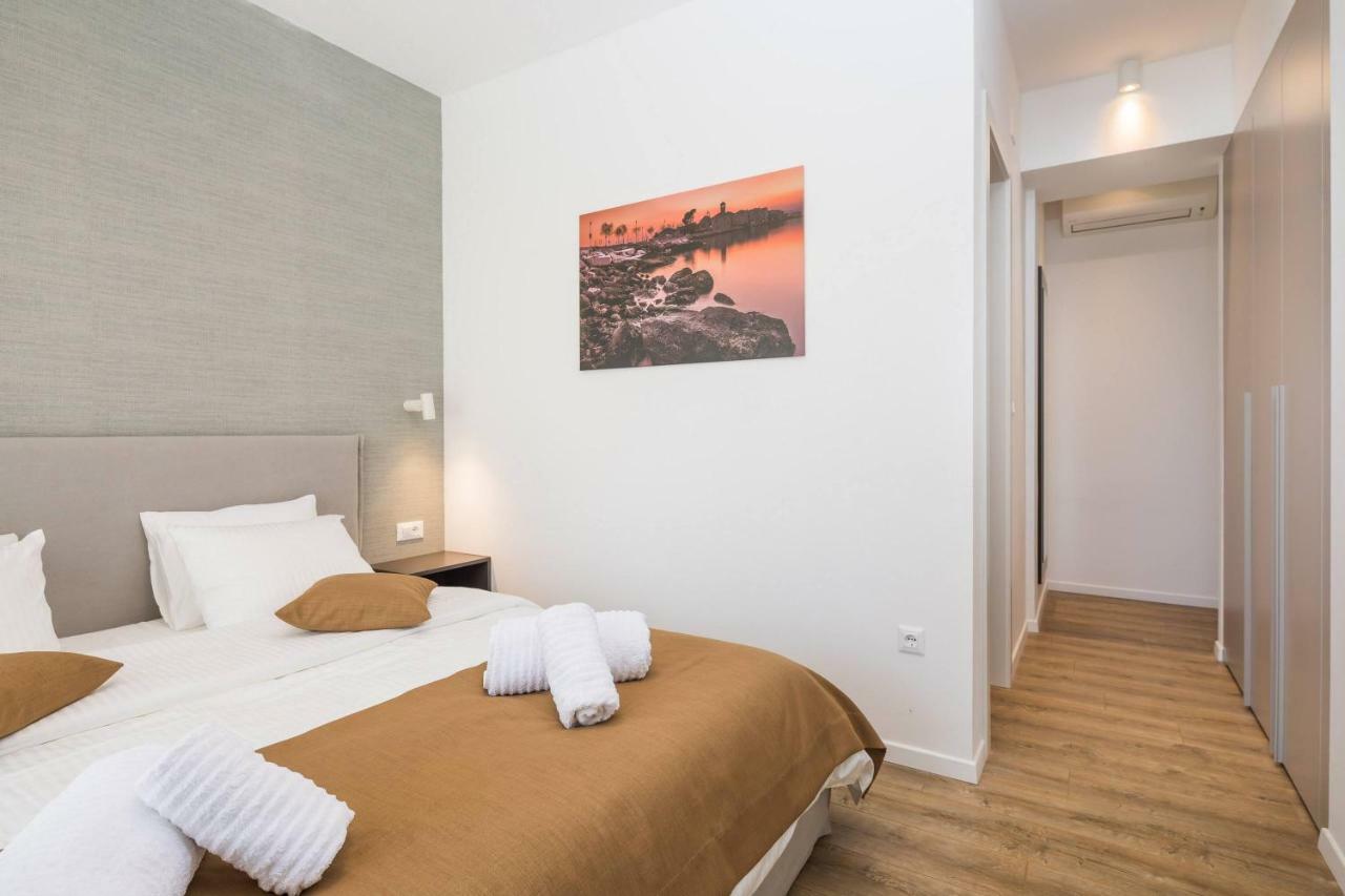 Luxury Villa Lucice View Milna  Buitenkant foto